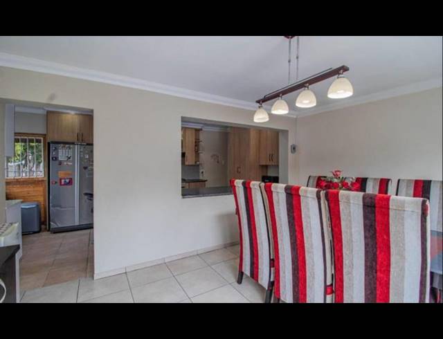 4 BEDROOM HOUSE FOR SALE IN GENL ALBERTS PARK